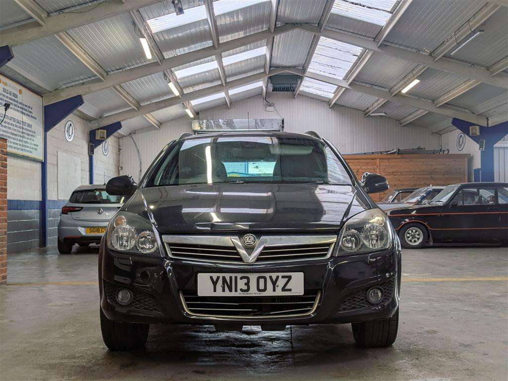 <p>2013 VAUXHALL ASTRA SPORTIVE CDTI</p>