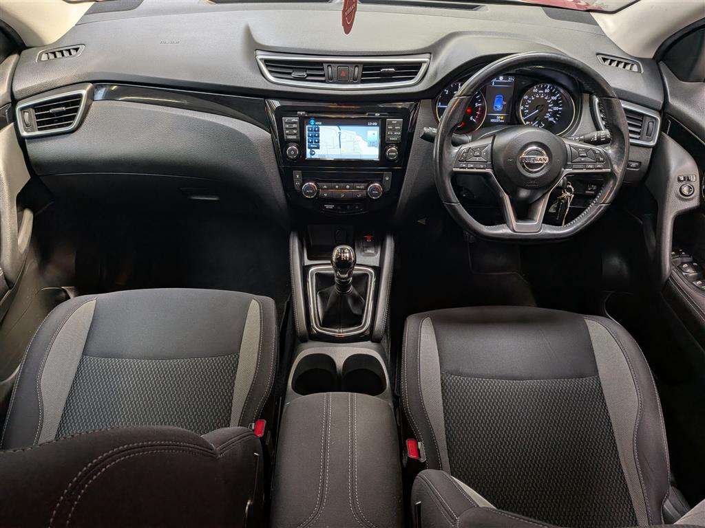 <p>2017 NISSAN QASHQAI ACENTA DCI</p>