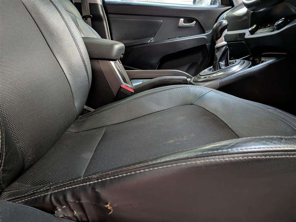 <p>2012 KIA SPORTAGE KX-2 CRDI</p>
