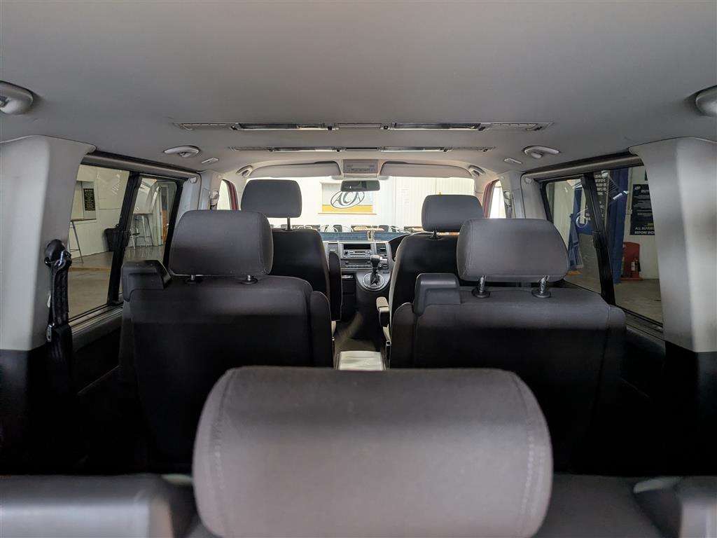<p>2005 VOLKSWAGEN CARAVELLE SE TDI 130 AUTO</p>