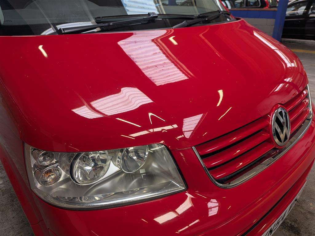 <p>2005 VOLKSWAGEN CARAVELLE SE TDI 130 AUTO</p>
