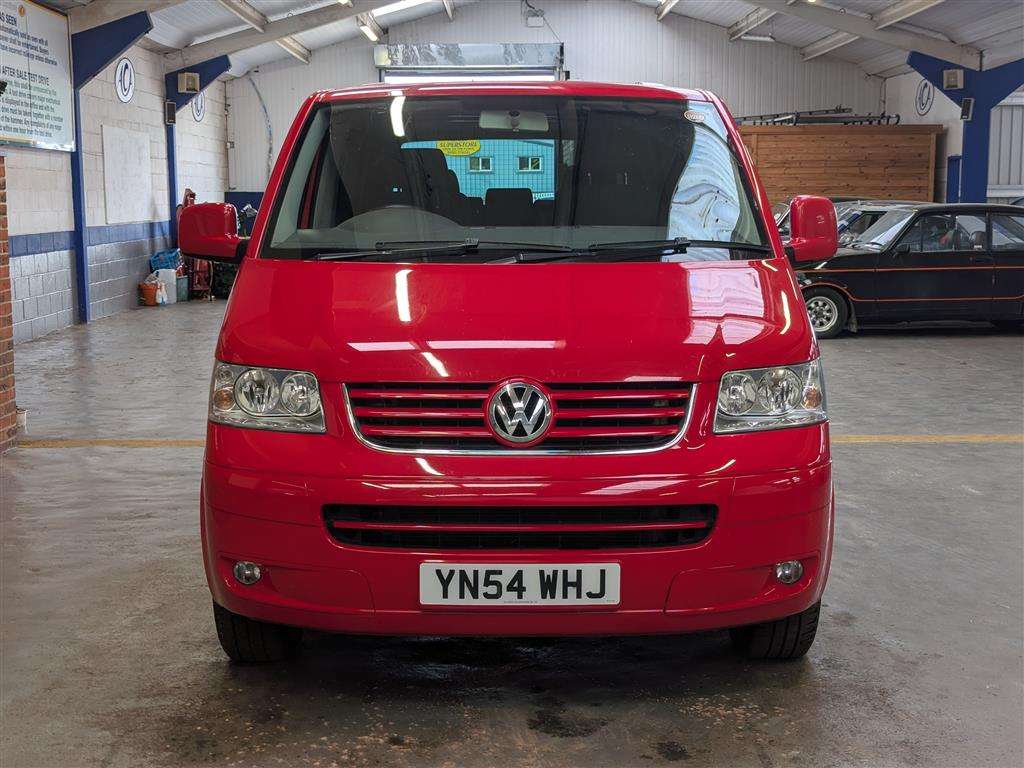 <p>2005 VOLKSWAGEN CARAVELLE SE TDI 130 AUTO</p>