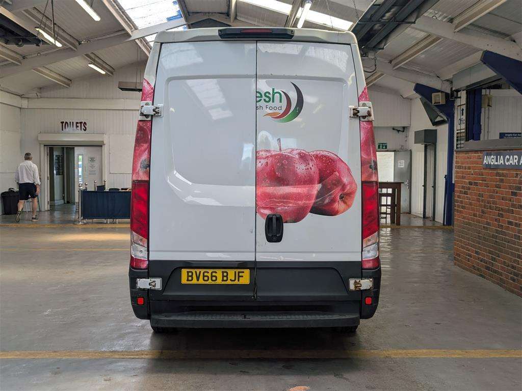 <p>2016 IVECO DAILY 35S13 MWB</p>