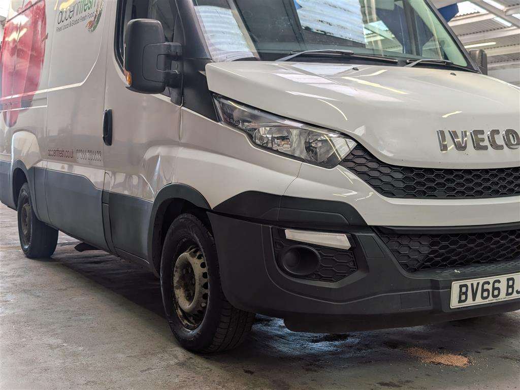 <p>2016 IVECO DAILY 35S13 MWB</p>