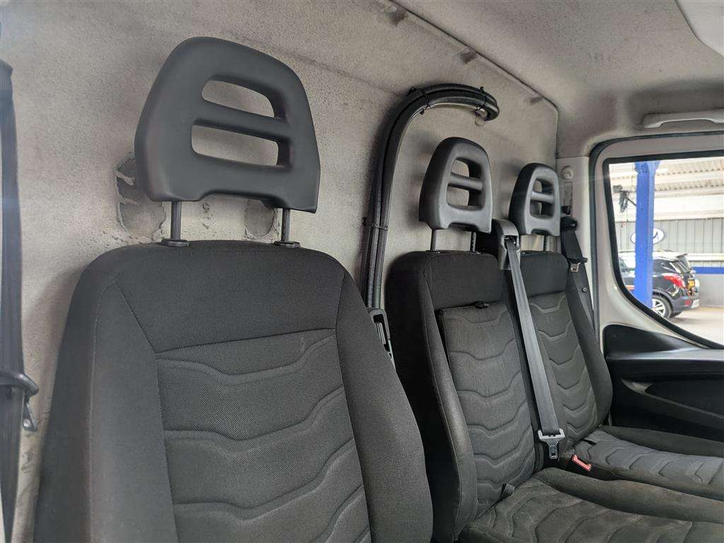 <p>2016 IVECO DAILY 35S13 MWB</p>