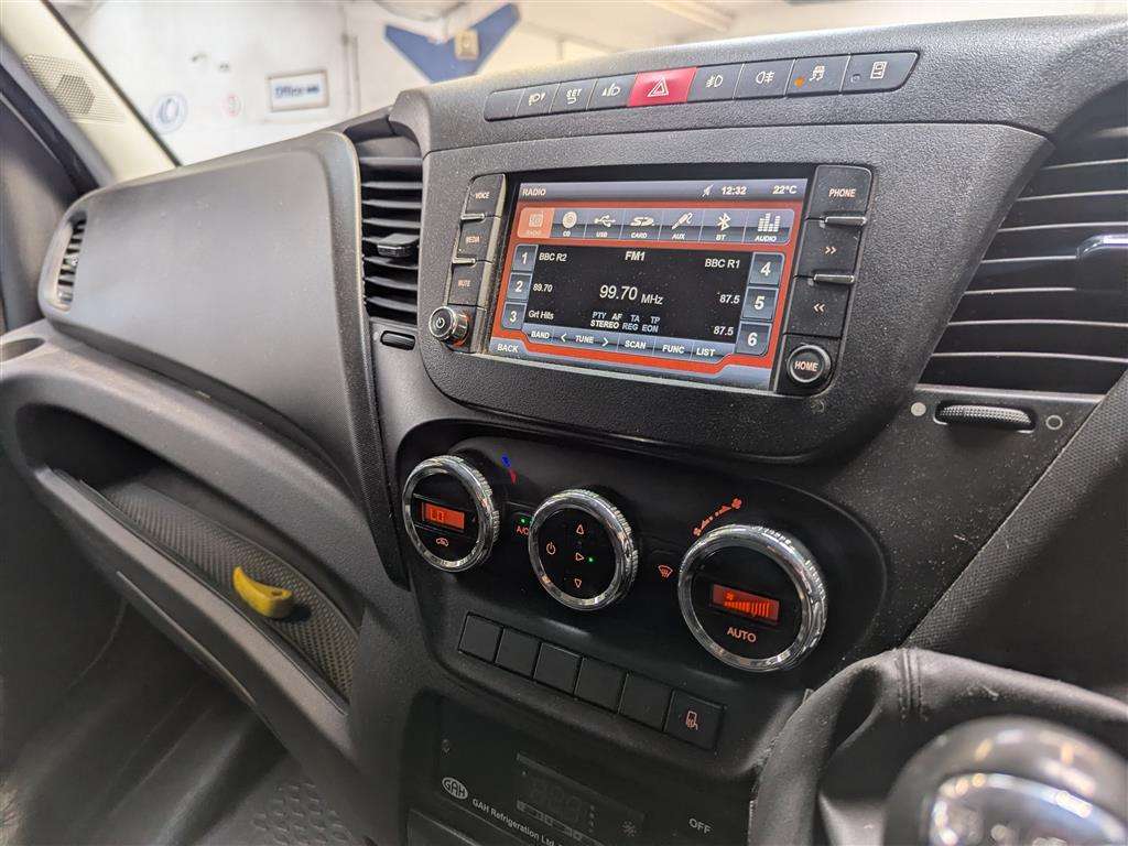 <p>2016 IVECO DAILY 35S13 MWB</p>