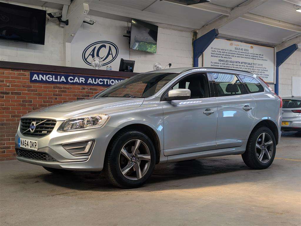 <p>2014 VOLVO XC60 R-DESIGN D4 AUTO</p>