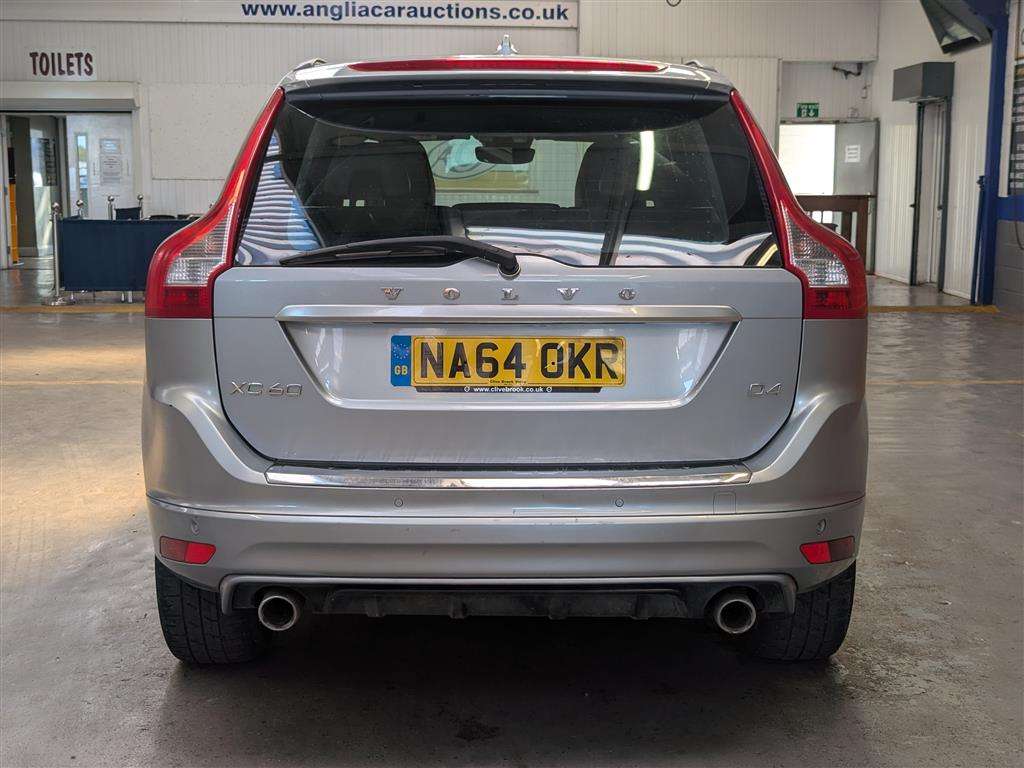 <p>2014 VOLVO XC60 R-DESIGN D4 AUTO</p>