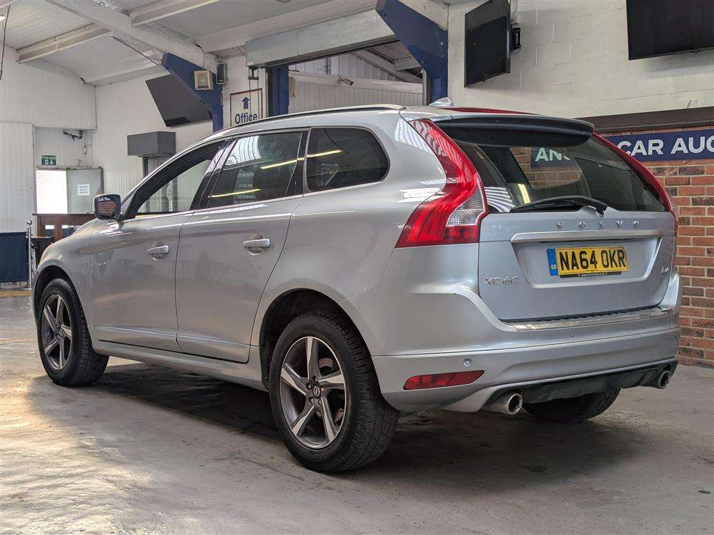 <p>2014 VOLVO XC60 R-DESIGN D4 AUTO</p>