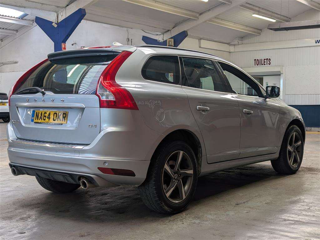 <p>2014 VOLVO XC60 R-DESIGN D4 AUTO</p>