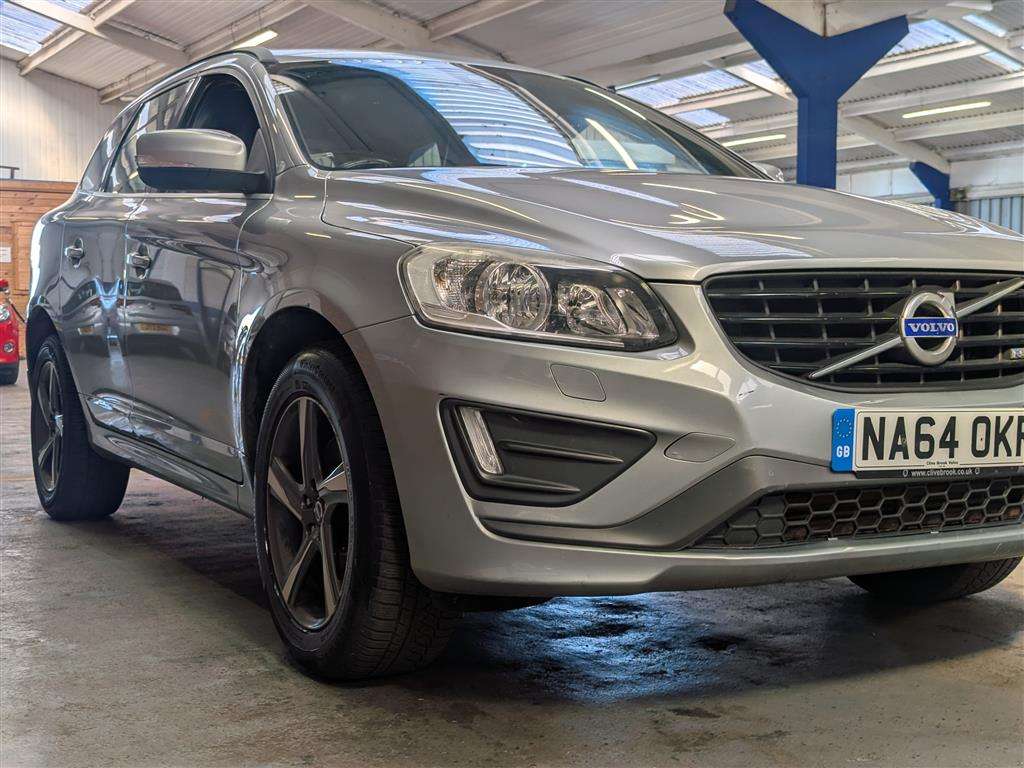 <p>2014 VOLVO XC60 R-DESIGN D4 AUTO</p>