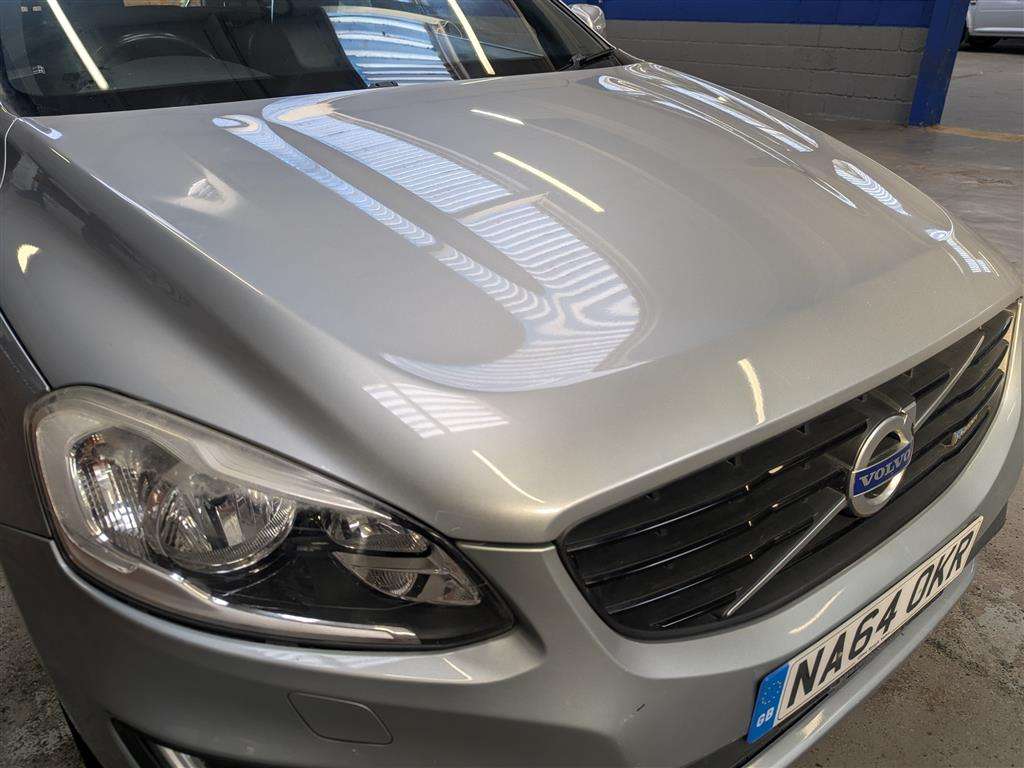 <p>2014 VOLVO XC60 R-DESIGN D4 AUTO</p>