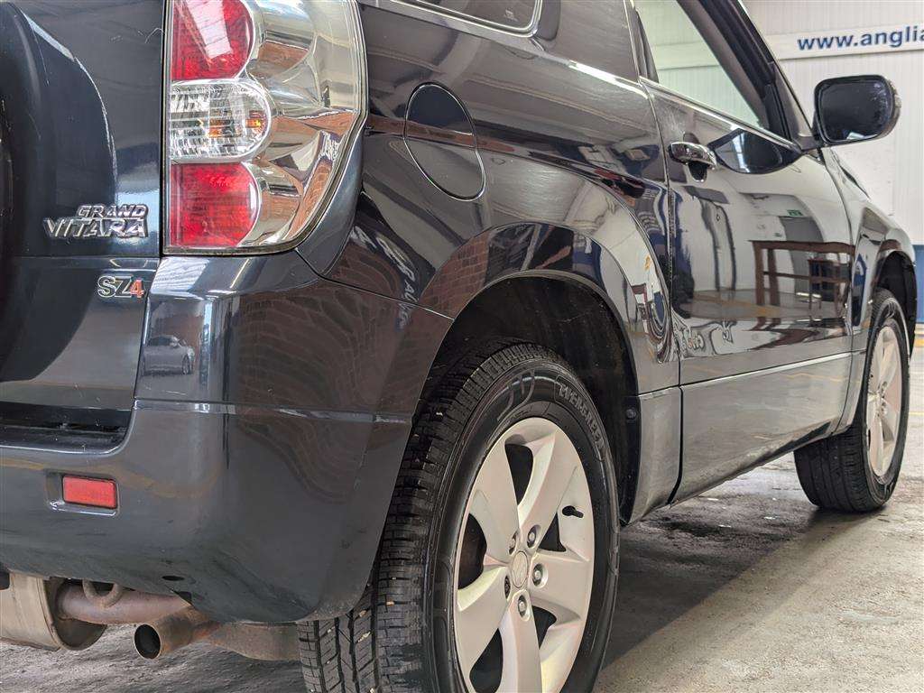 <p>2010 SUZUKI GRAND VITARA SZ4</p>
