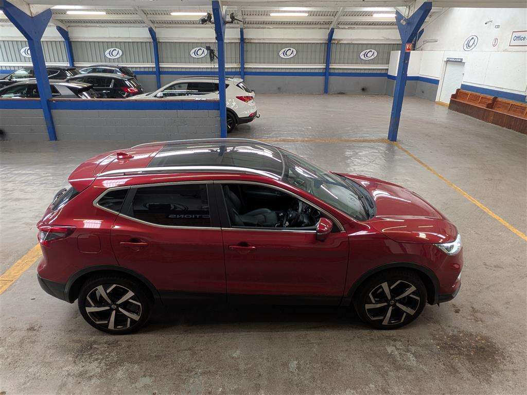 <p>2019 NISSAN QASHQAI TEKNA DIG-T</p>