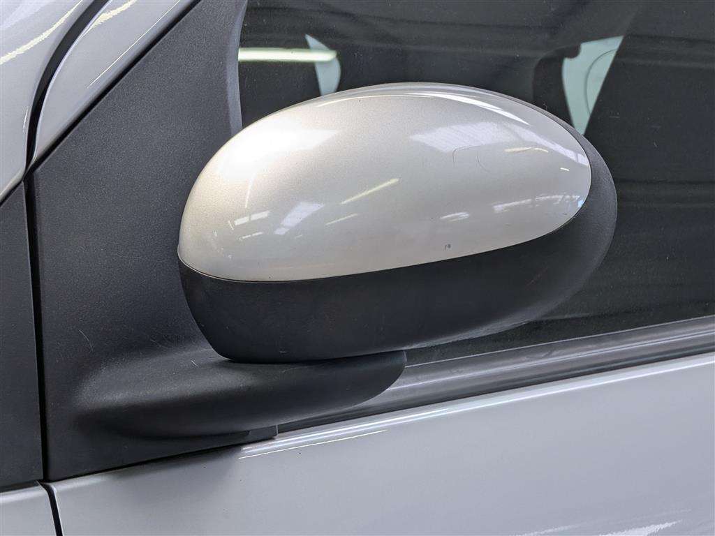 <p>2010 PEUGEOT 107 URBAN</p>