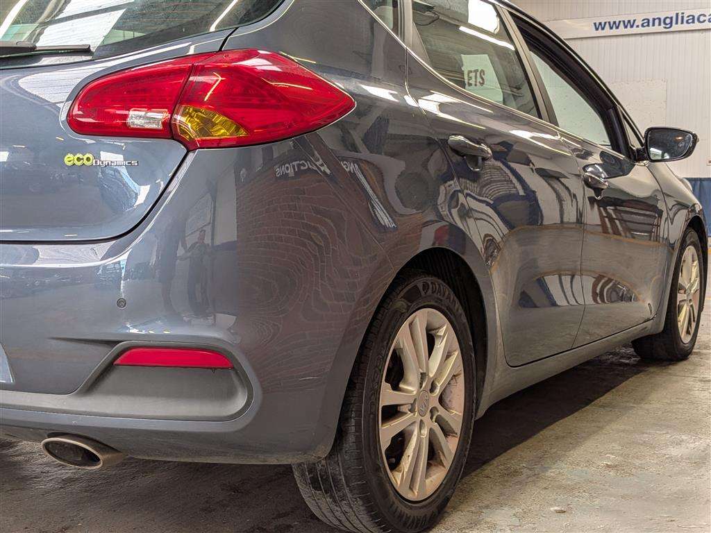 <p>2012 KIA CEED 2 ECODYNAMICS CRDI</p>