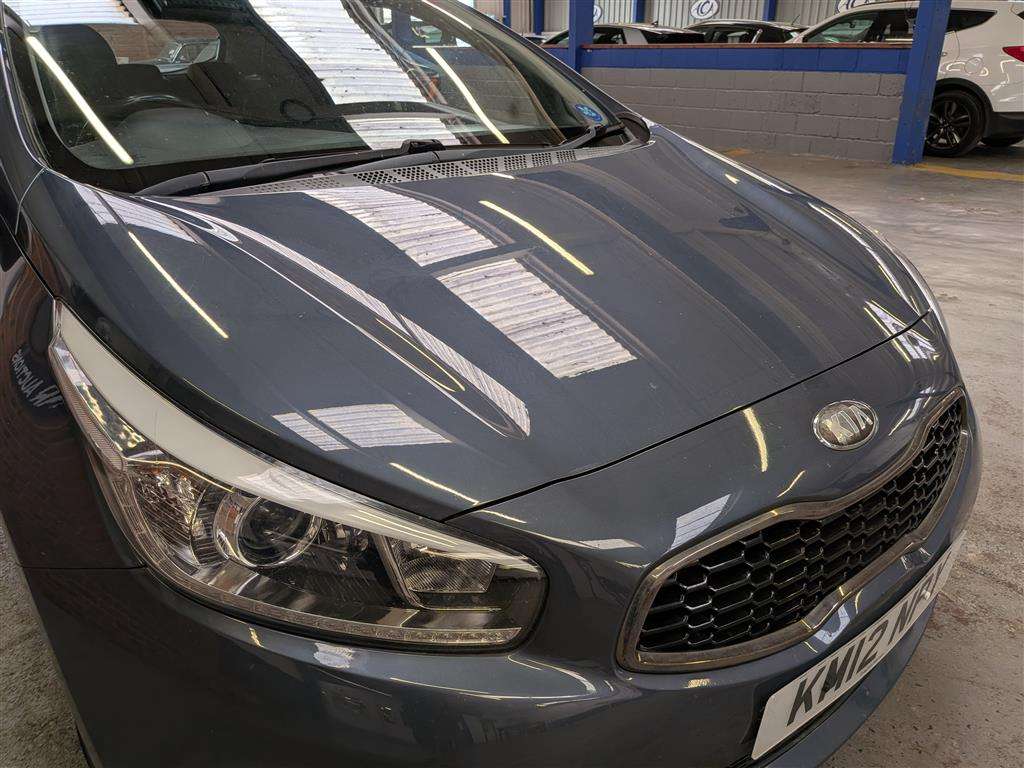 <p>2012 KIA CEED 2 ECODYNAMICS CRDI</p>