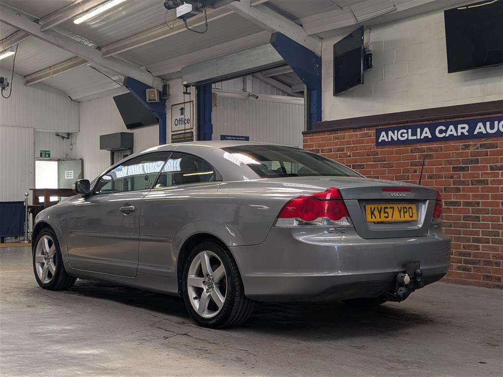 <p>2007 VOLVO C70 SPORT</p>