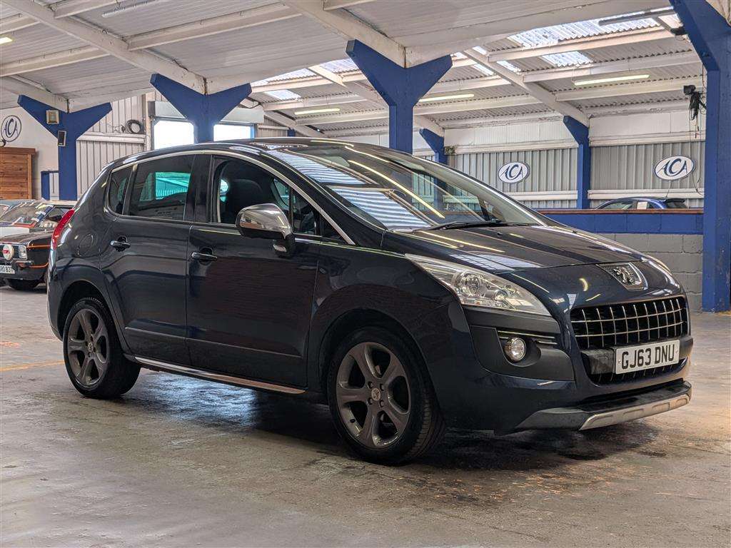 <p>2013 PEUGEOT 3008 ALLURE E-HDI S-A</p>