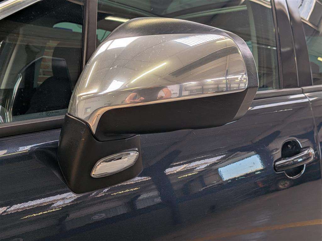 <p>2013 PEUGEOT 3008 ALLURE E-HDI S-A</p>