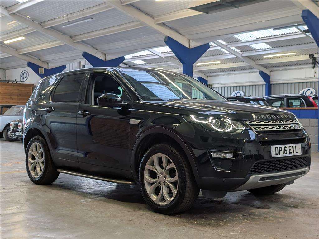 <p>2016 LAND ROVER DISCOVERY SPORT HSE TD4 A</p>