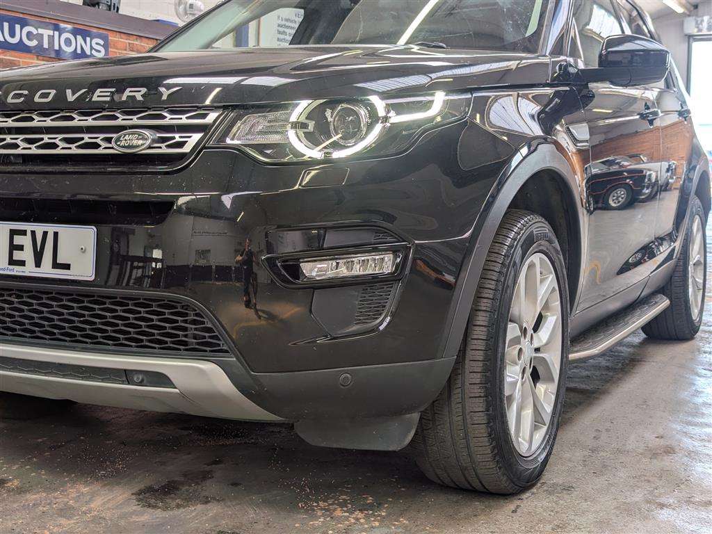 <p>2016 LAND ROVER DISCOVERY SPORT HSE TD4 A</p>
