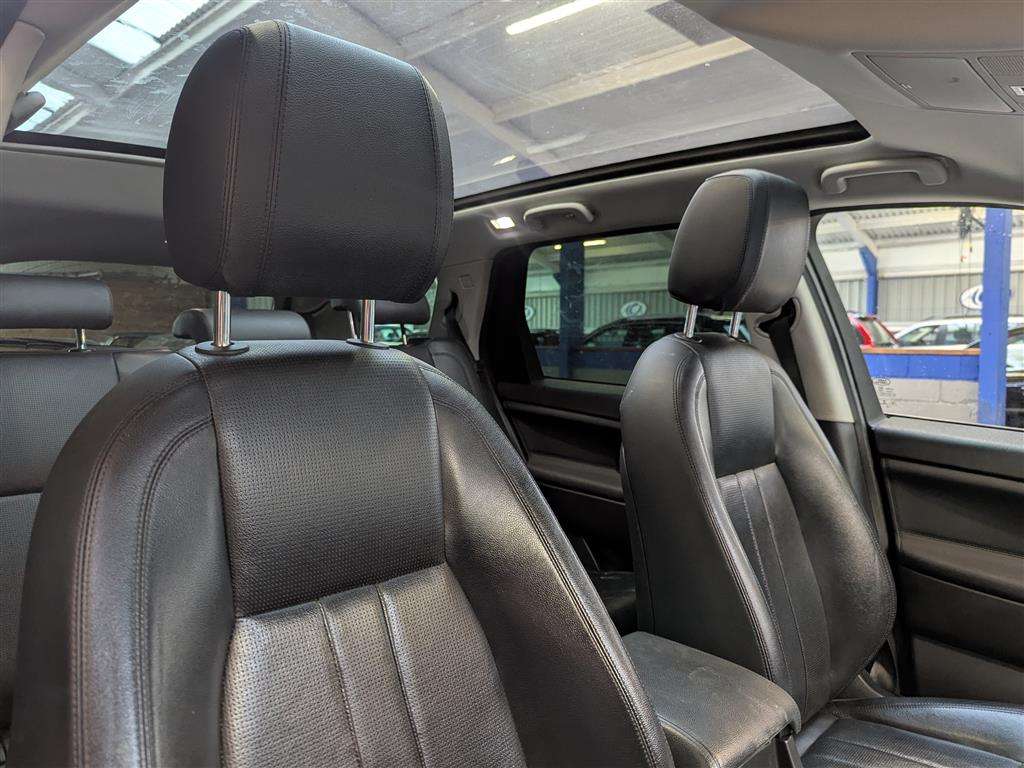 <p>2016 LAND ROVER DISCOVERY SPORT HSE TD4 A</p>