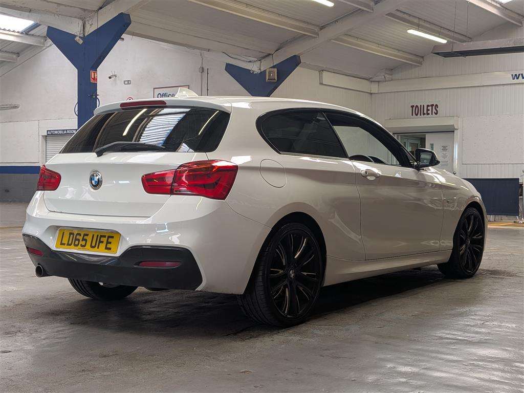 <p>2015 BMW 118D M SPORT</p>