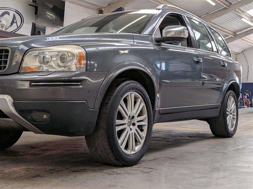 <p>2009 VOLVO XC90 EXECUTIVE D5 AUTO</p>