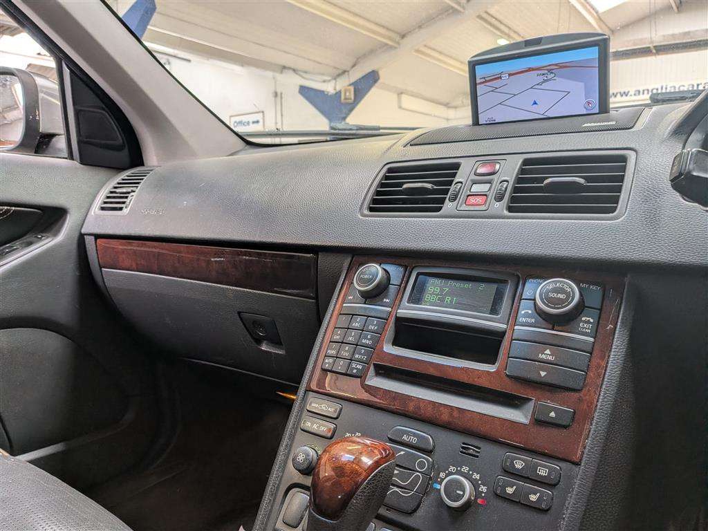 <p>2009 VOLVO XC90 EXECUTIVE D5 AUTO</p>