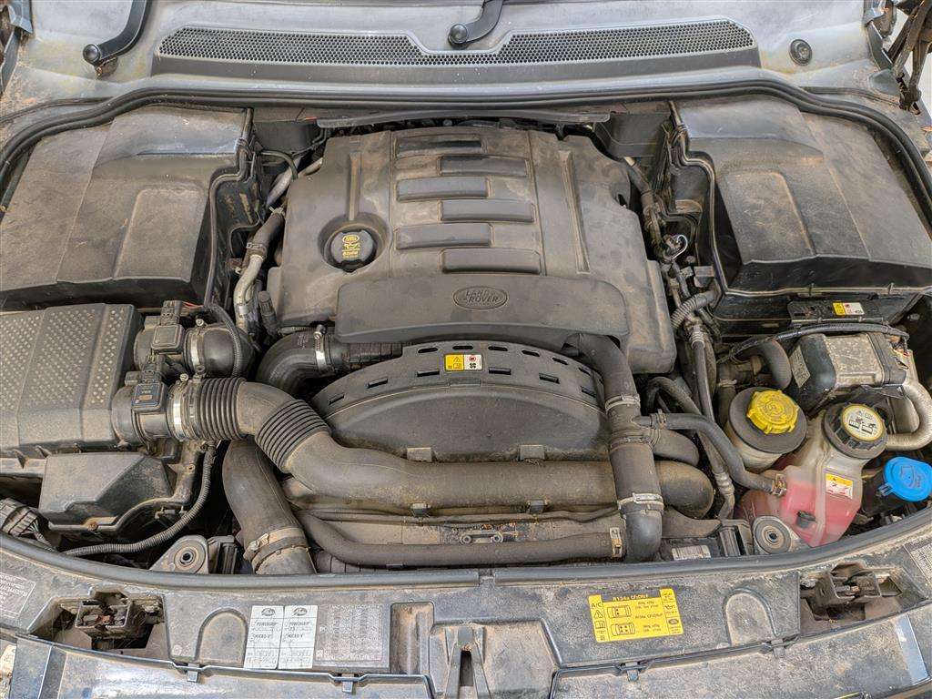 <p>2010 LAND ROVER DISCOVERY HSE TDV6 AUTO</p>