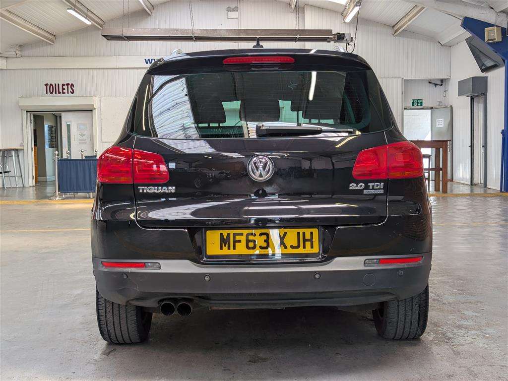 <p>2013 VOLKSWAGEN TIGUAN MATCH TDI BMT 4MOT</p>