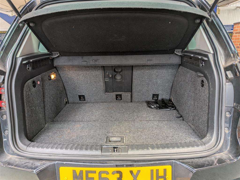<p>2013 VOLKSWAGEN TIGUAN MATCH TDI BMT 4MOT</p>