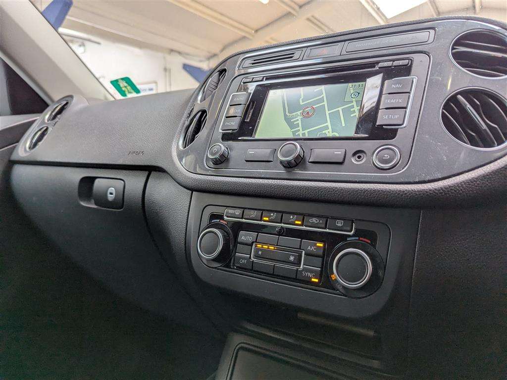 <p>2013 VOLKSWAGEN TIGUAN MATCH TDI BMT 4MOT</p>
