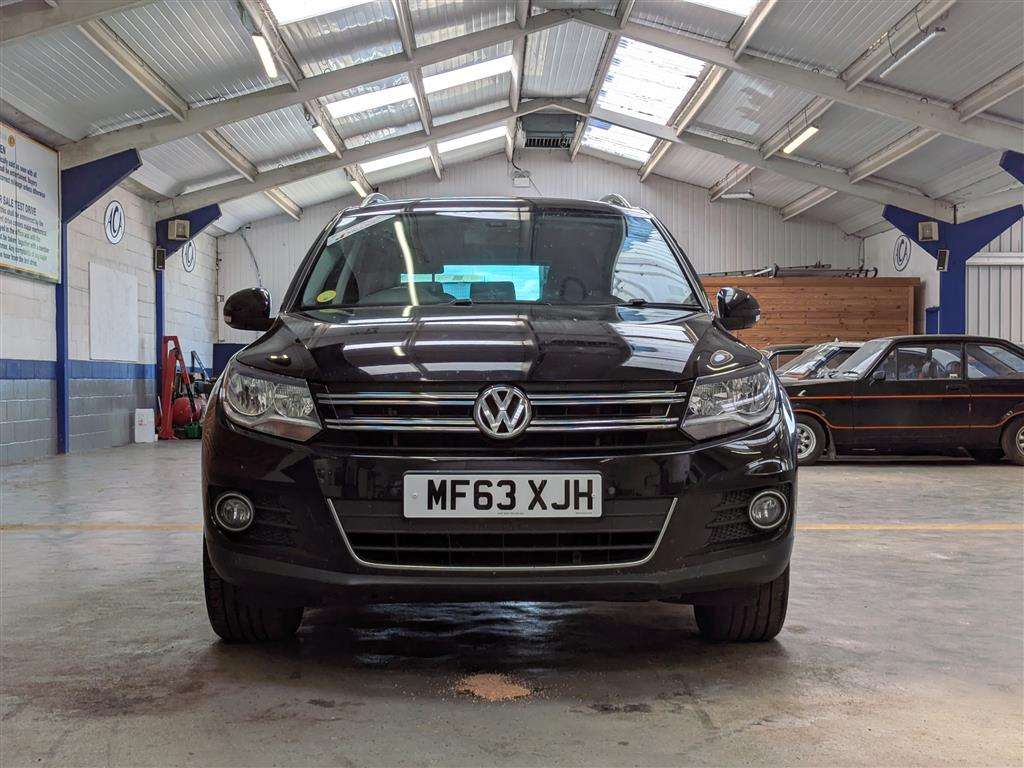 <p>2013 VOLKSWAGEN TIGUAN MATCH TDI BMT 4MOT</p>