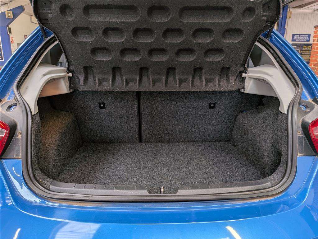 <p>2012 SEAT IBIZA FR TSI S-A</p>