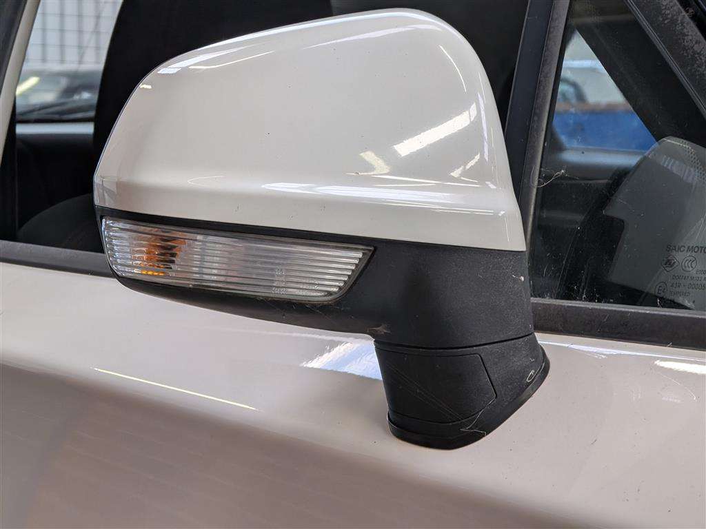 <p>2014 MG 3 STYLE VTI-TECH</p>