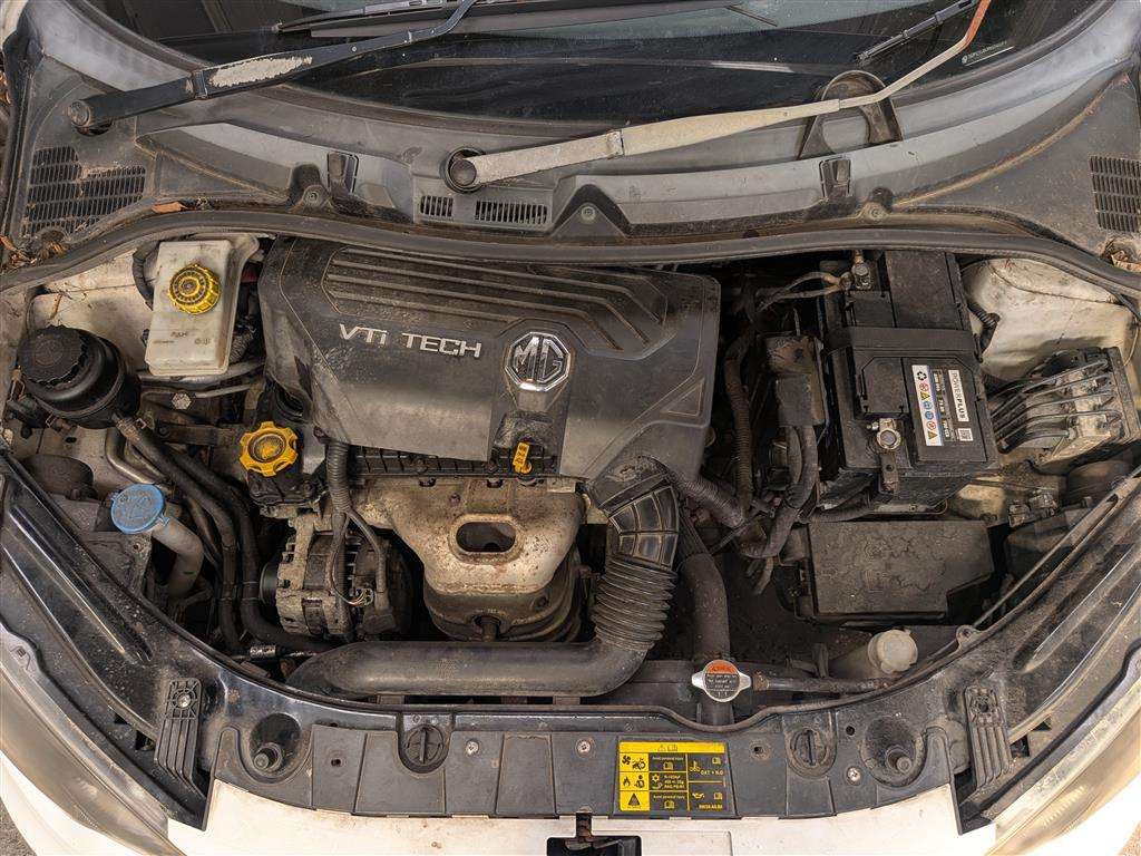 <p>2014 MG 3 STYLE VTI-TECH</p>