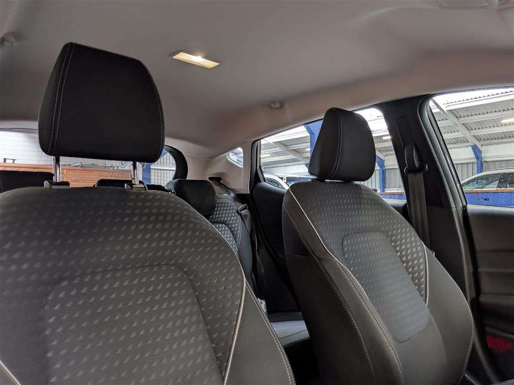 <p>2017 FORD FIESTA ZETEC TURBO</p>