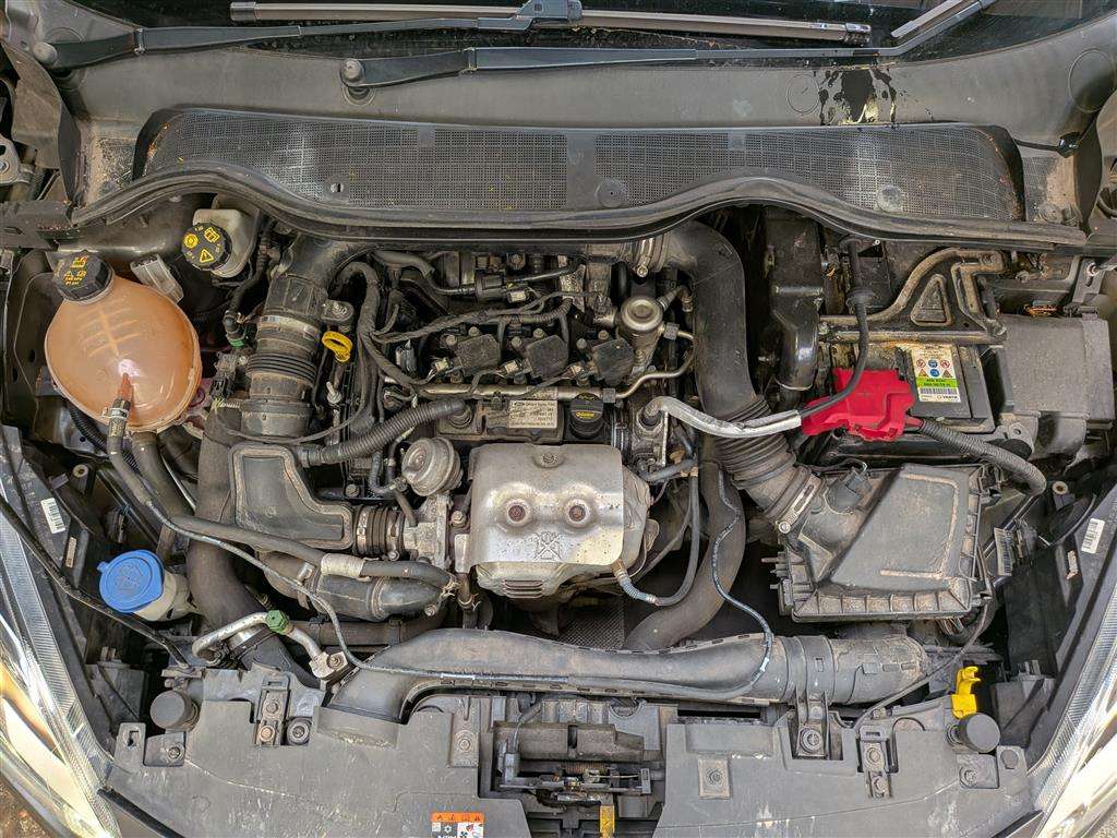 <p>2017 FORD FIESTA ZETEC TURBO</p>
