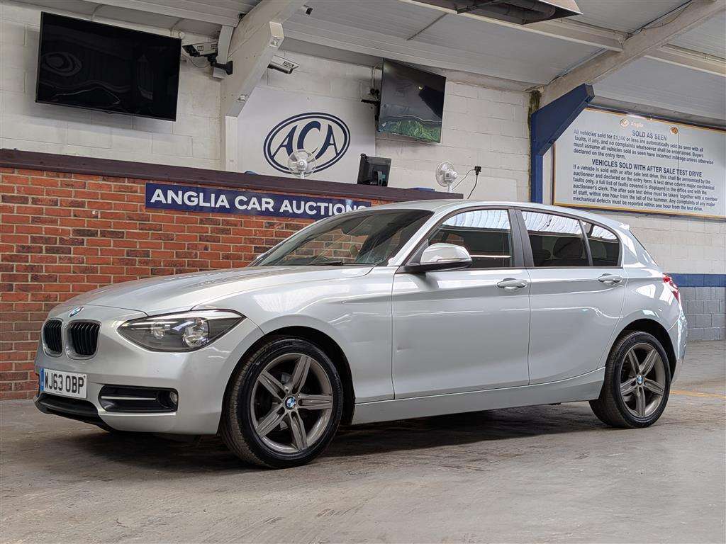 <p>2013 BMW 118D SPORT</p>