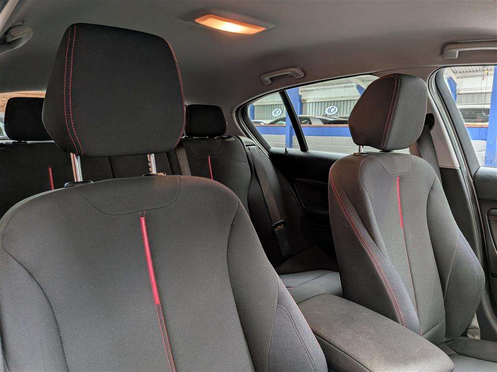<p>2013 BMW 118D SPORT</p>