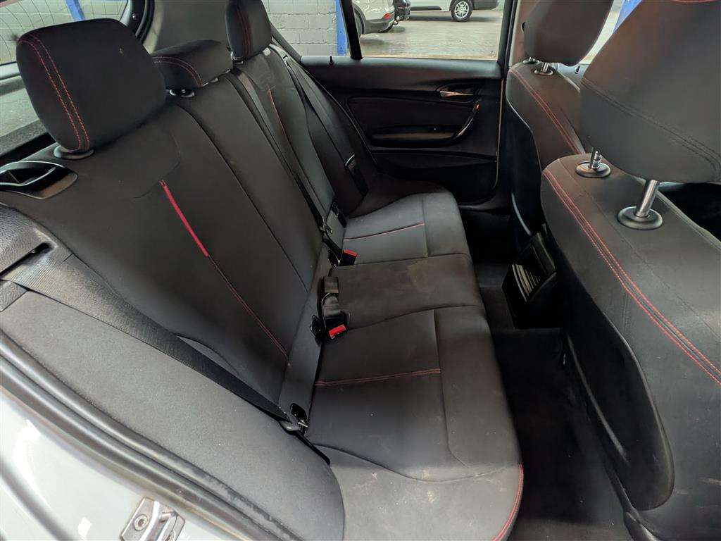 <p>2013 BMW 118D SPORT</p>
