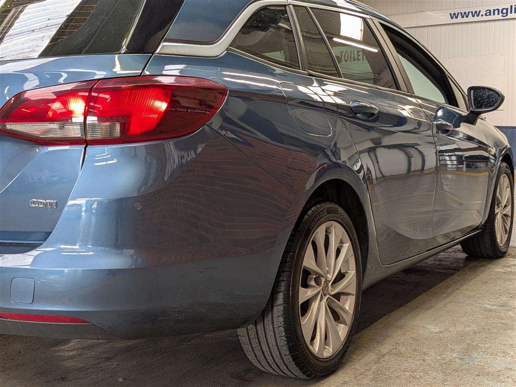 <p>2016 VAUXHALL ASTRA TECH LINE CDTI S/S</p>