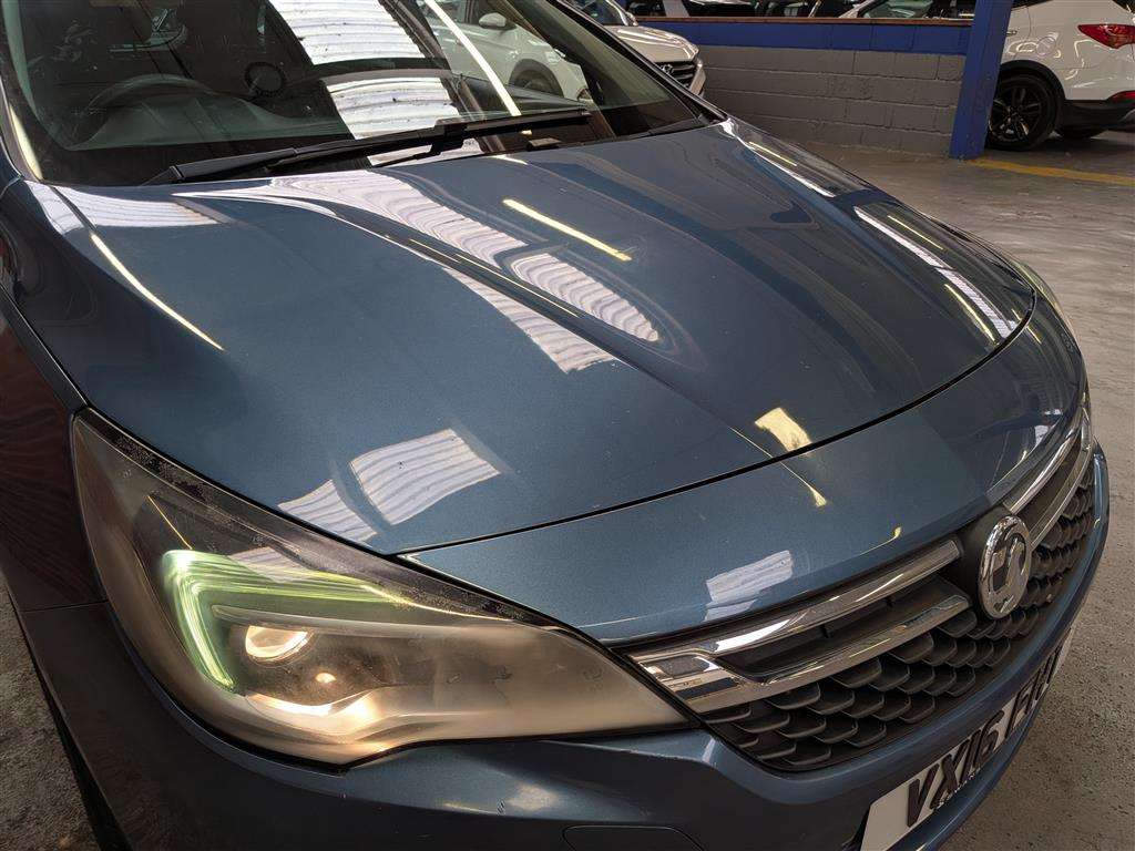 <p>2016 VAUXHALL ASTRA TECH LINE CDTI S/S</p>