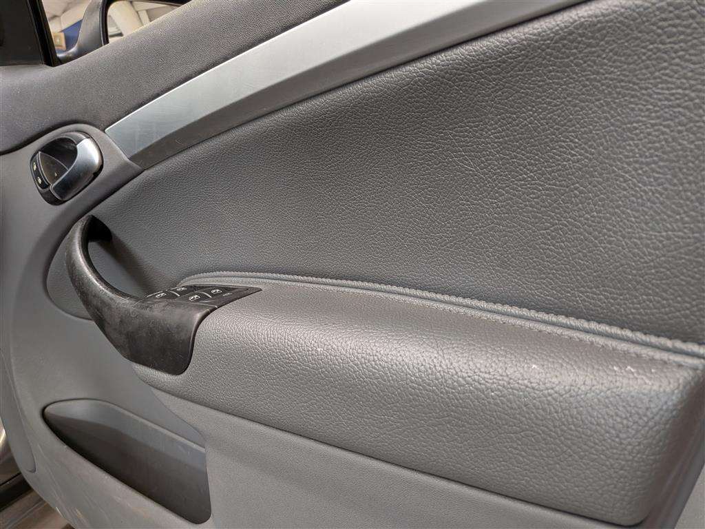 <p>2005 SAAB 9-3 AERO V6 S-A</p>