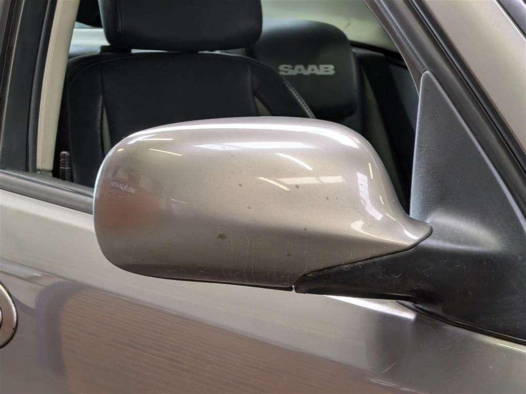 <p>2005 SAAB 9-3 AERO V6 S-A</p>