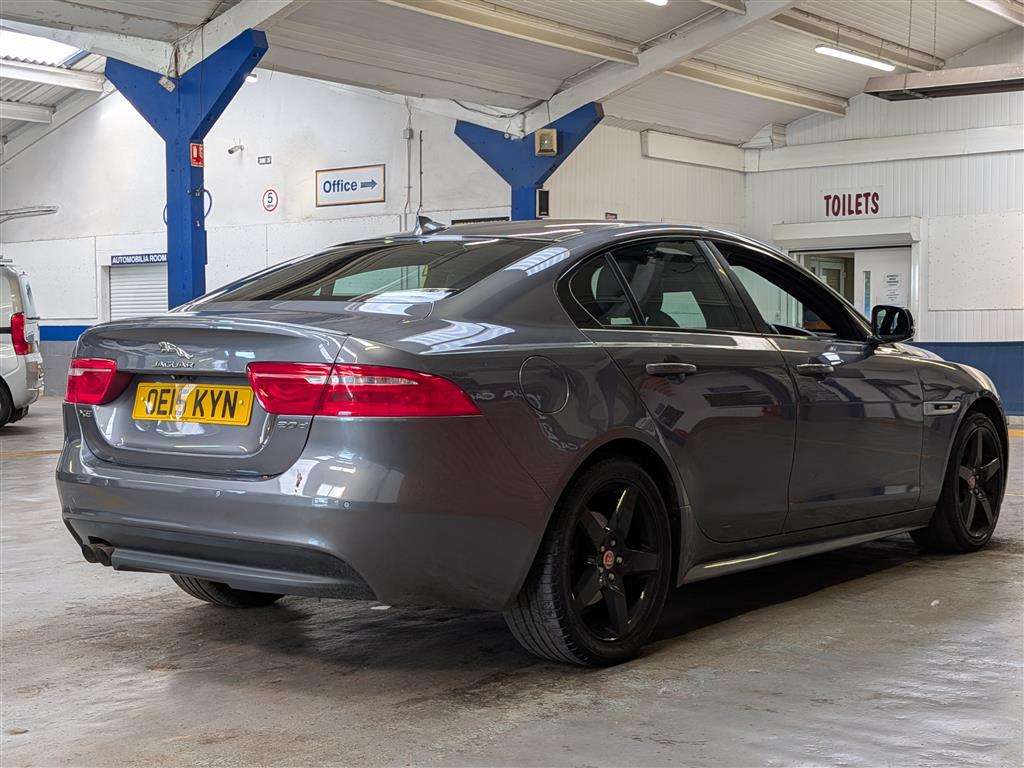 <p>2015 JAGUAR XE R-SPORT D AUTO</p>
