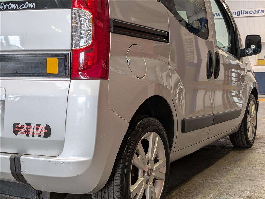 <p>2010 FIAT QUBO DYNAMIC MULTIJET S-A</p>