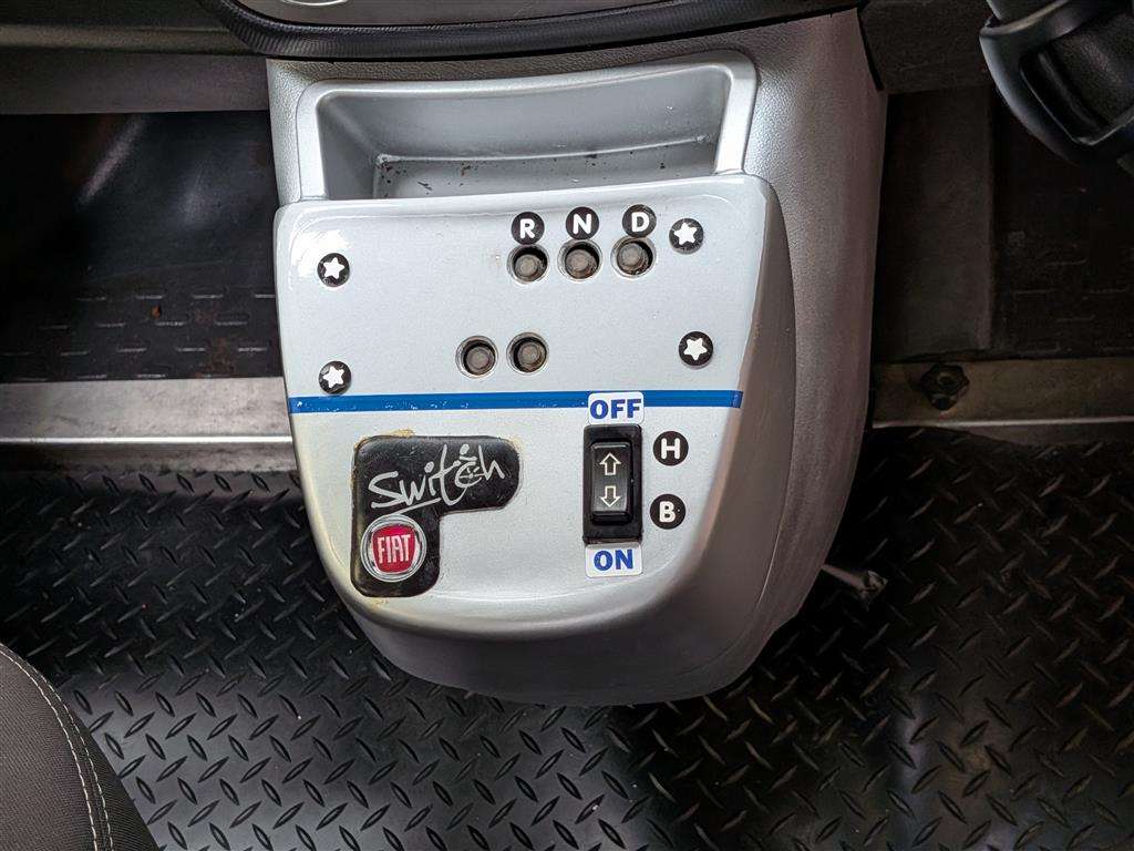 <p>2010 FIAT QUBO DYNAMIC MULTIJET S-A</p>